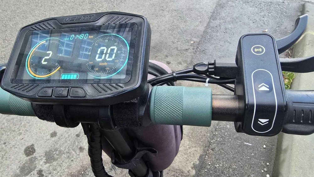 Електрическа тротинетка Vsett 8 48V 15,6Ah