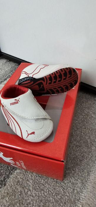 Бебешки обувчиици