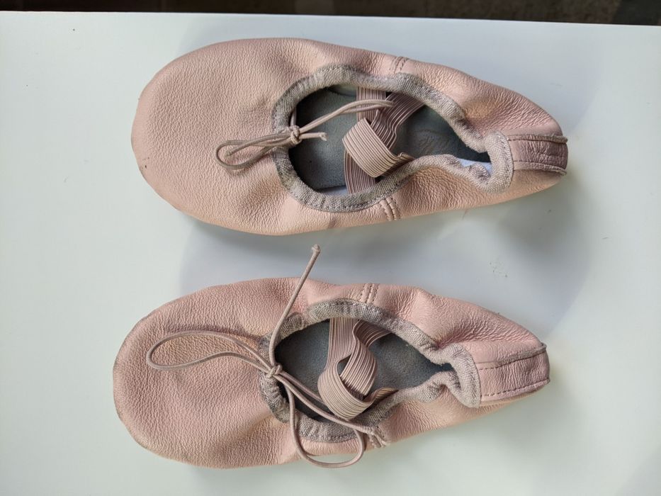 Пантофки за балет и танци, естест. кожа, N27-28,САЩ