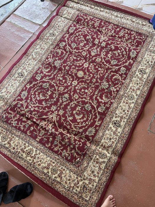 Поодам красивый ковер