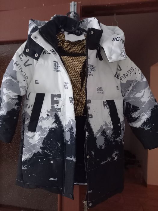 Пуховик детский, новый