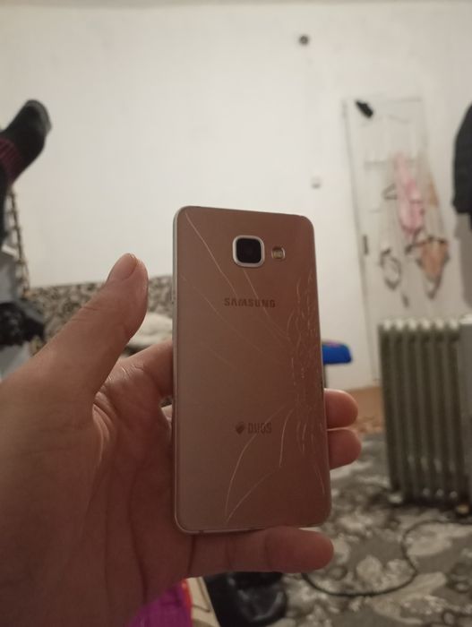 Samsung A3 2016 легенда телефон