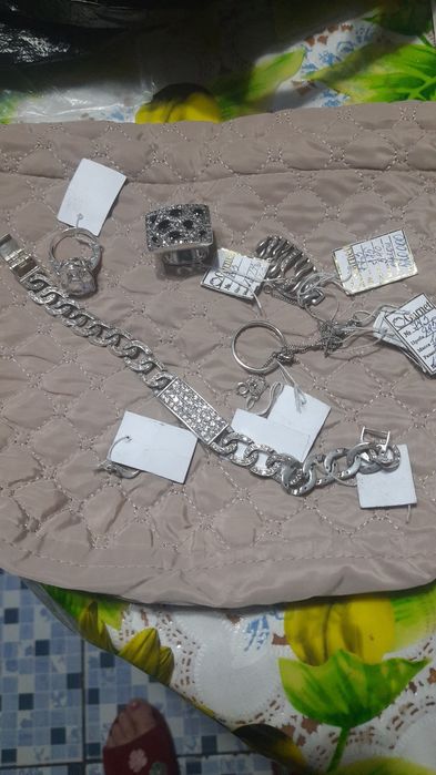 Срочно продам браслет ,кольцо серебрянные