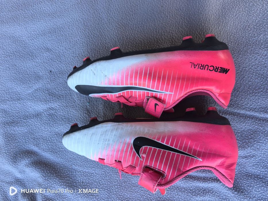 Детски Бутонки nike номер 33 стелка 20.5см