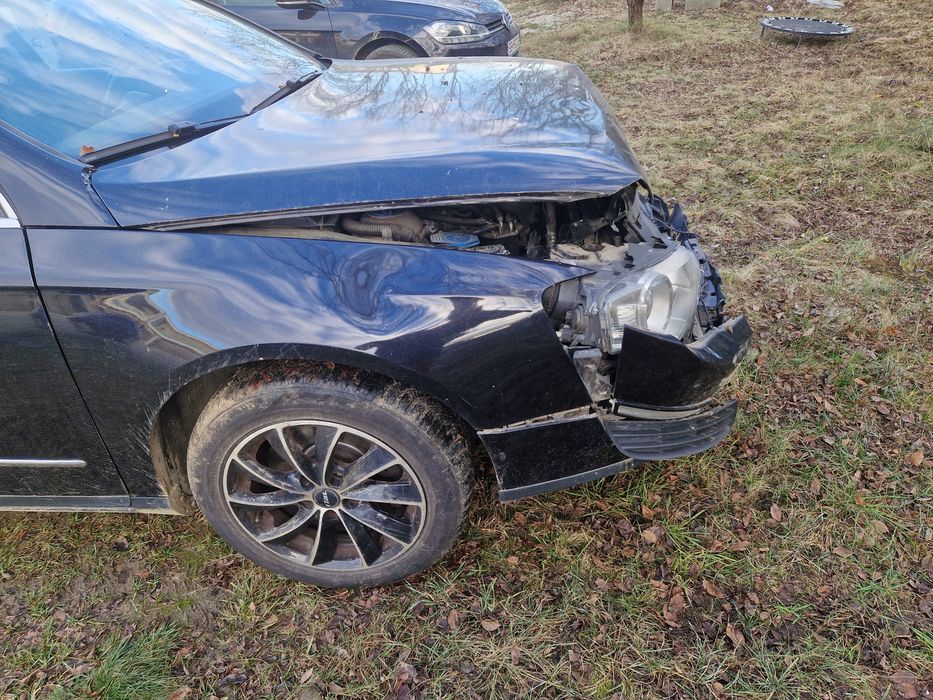 Passat b6 break 2010 avariat