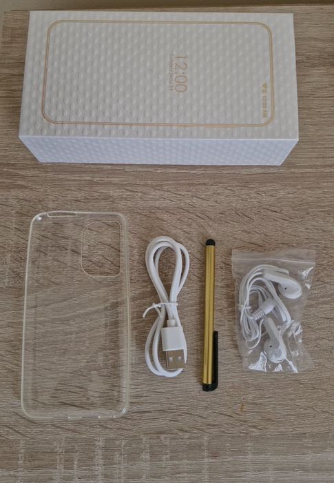 Telefon M3 Pro la cutie