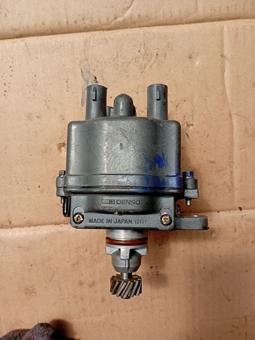 Трамблёр Toyota Prada