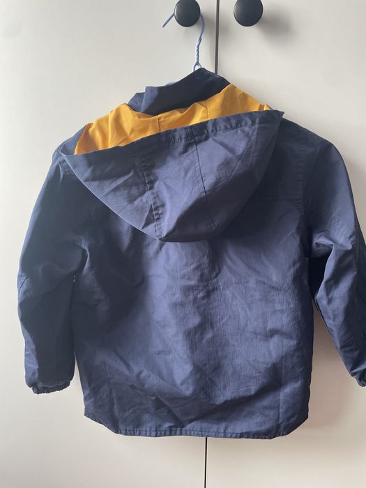 Продам ветровку на мальчика