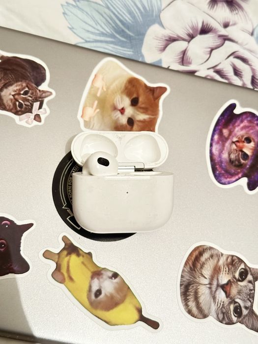 Левый наушник аирподс 3 airpods 3 кейс