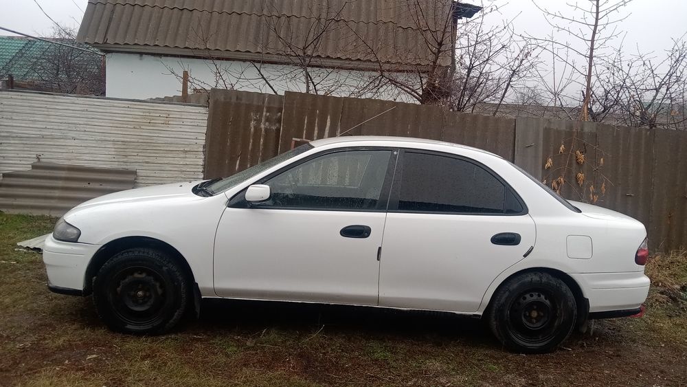 Мazda  familia  1997