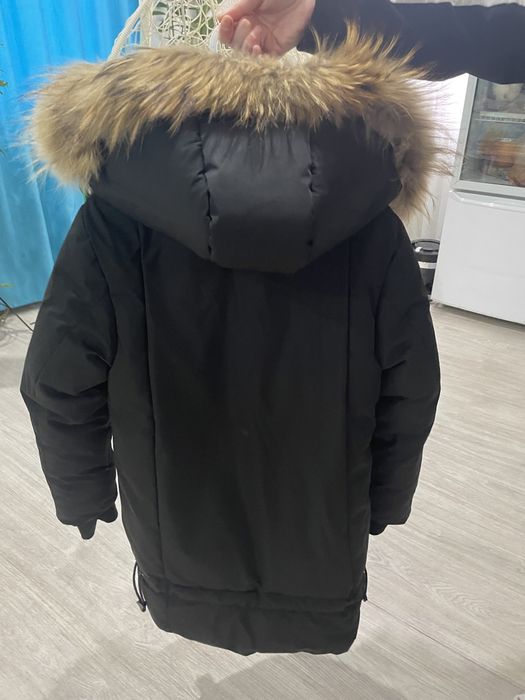 Куртка зимняя на 8-9 лет