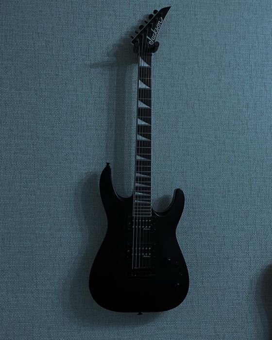 Джексон электрогитара матовая