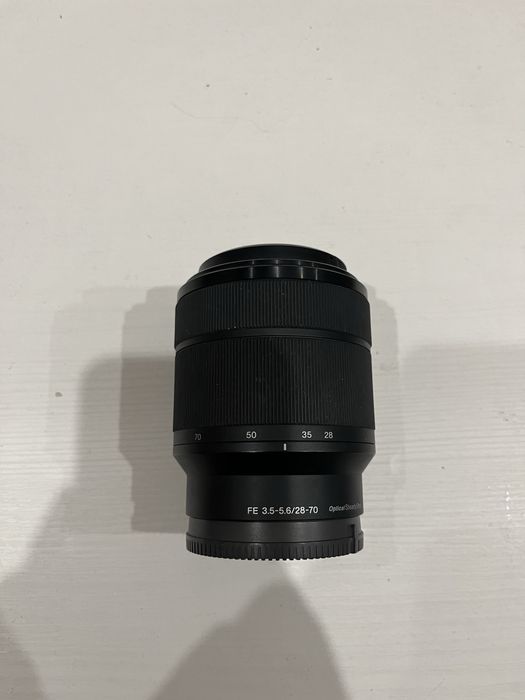 Обьектив sony FE 3.5 - 5.6 / 28-70