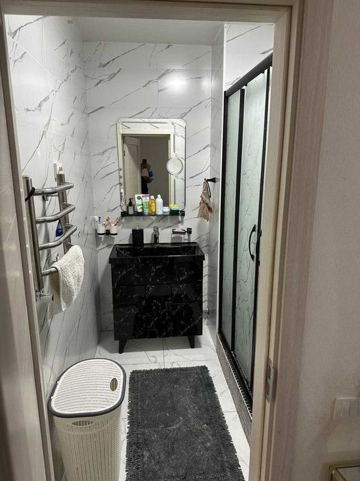 Продам 3 комн квартиру. ул.Махтумкули. жк Parkent Plaza.