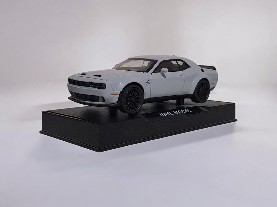 Metal mashina металлическая машина