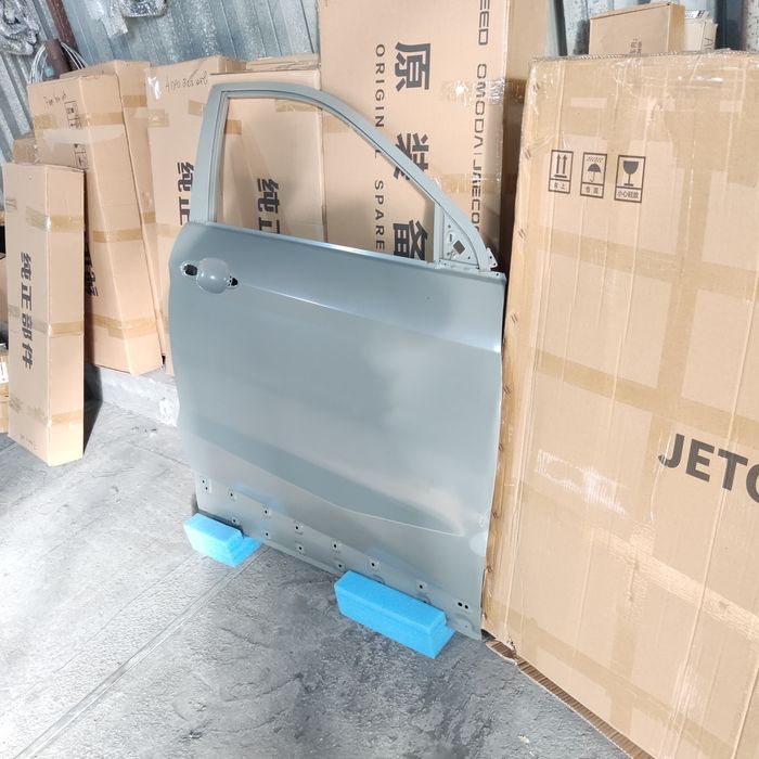 Дверь передняя правая Jetour X70 plus