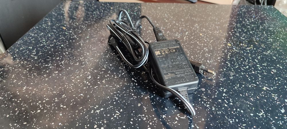 Продам Профессиональную кмеру