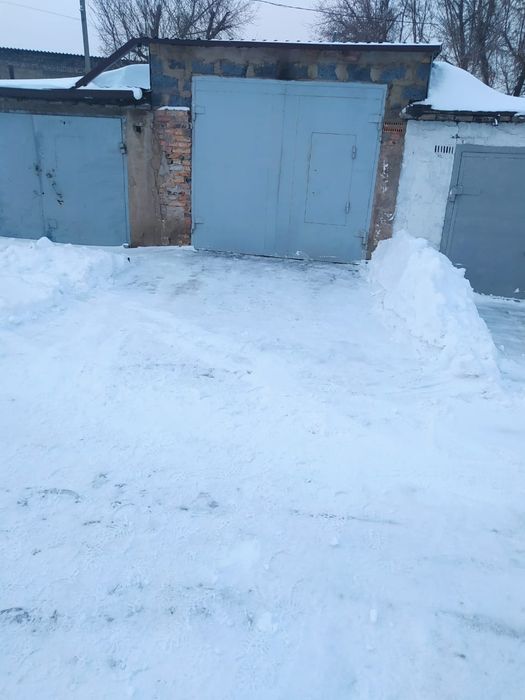 Продам  после кап ремонта гараж