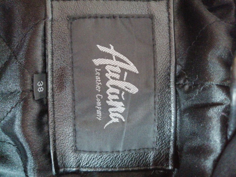 Дамски кожени якета, 2 броя, за слаба дама