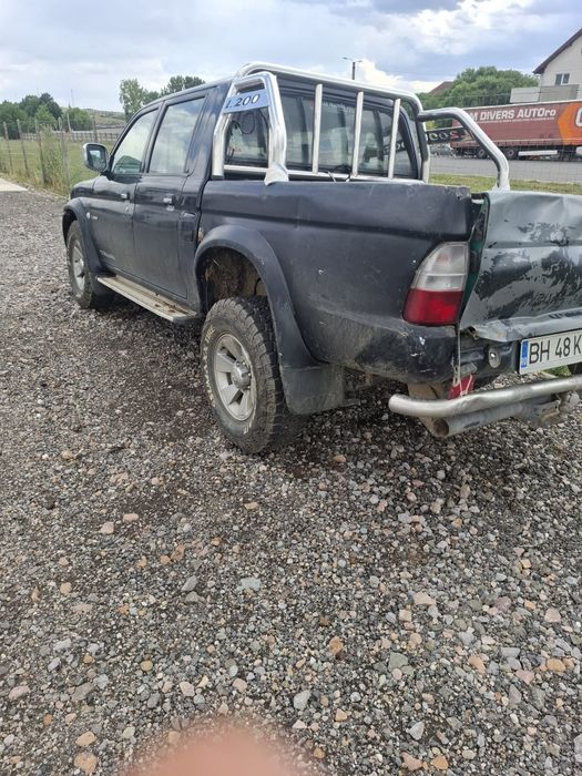 Vand Mitsubishi L200