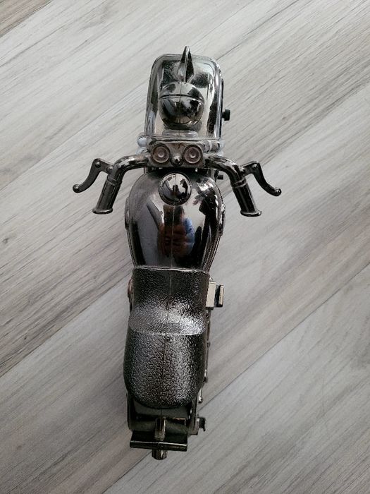 Сувенир мотор часовник