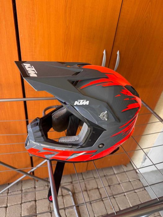 echipament moto enduro