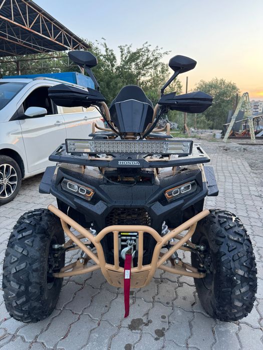 Квадроцикл Honda 250 кубов
