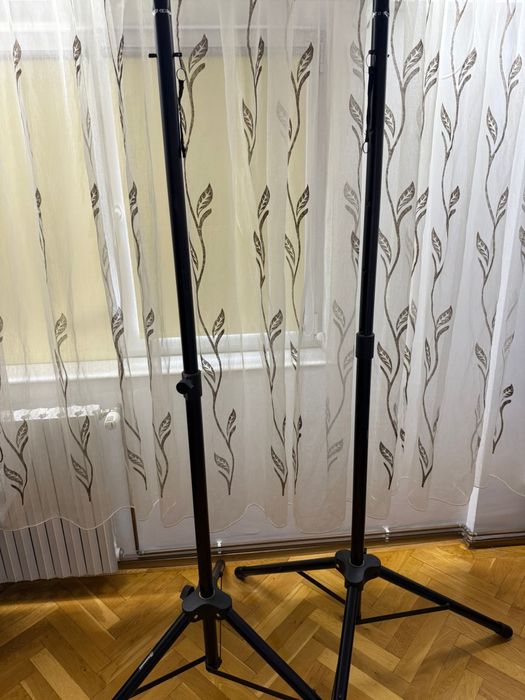 Inchiriez 2 boxe set boxe cu amplificator Alto TS