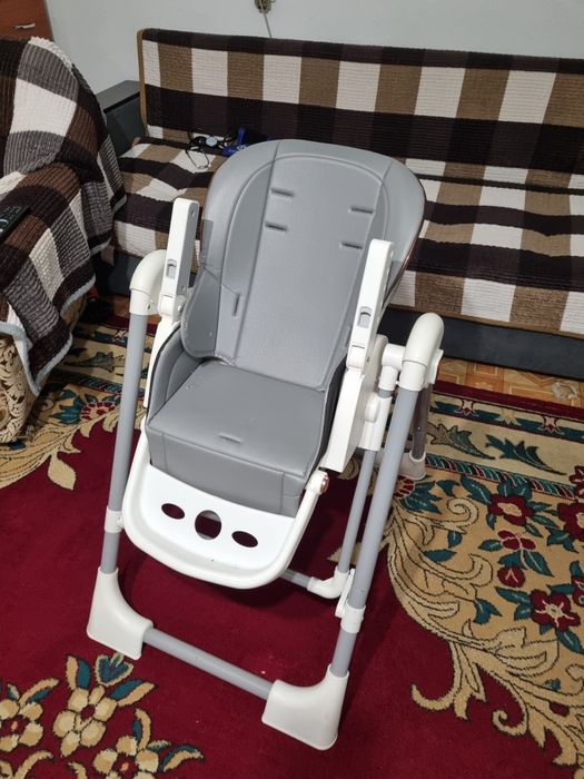 Продам стульчик для кормления