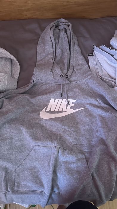 Nike суитчери,тенски и други