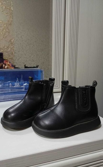 Детская обувь в хорошем состоянии