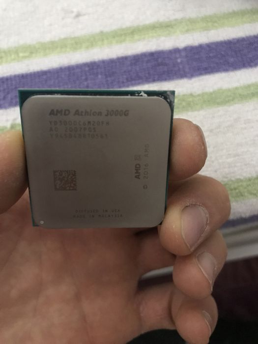 Процессор AMD Athlon 3000G