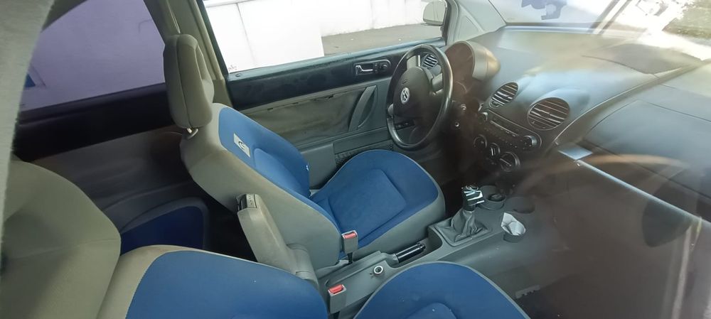 VOLKSWAGEN Beetle 2000 — imagine 3