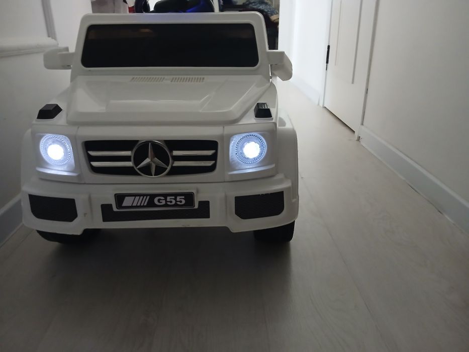 Машина с пультом