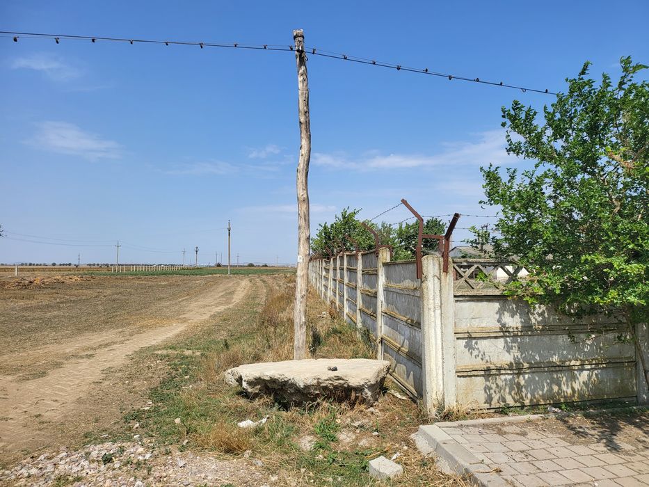 Vanzare teren intravilan