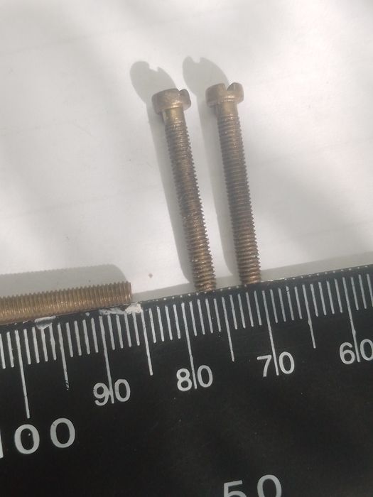 Болты, латунь.             .