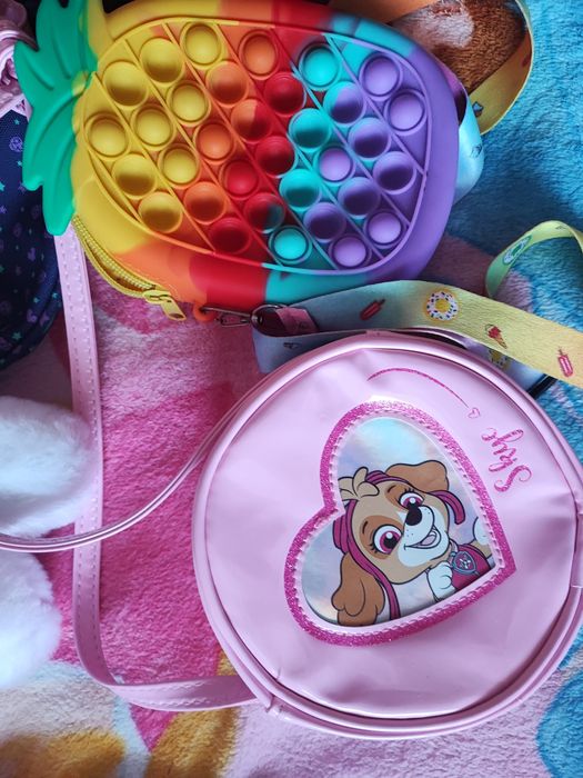 Детски ранички и чантички за момиче