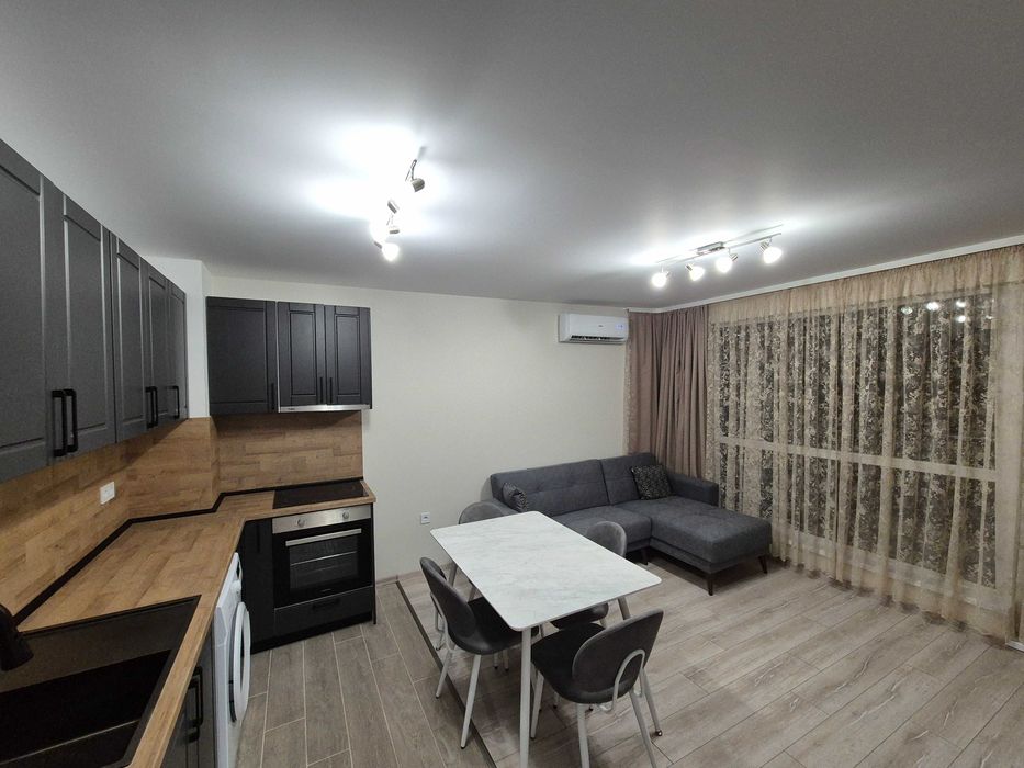 Дава се под наем Двустаен апартамент в Варна, Възраждане 3 - 55 кв.м за 484.5 € - Снимка #1