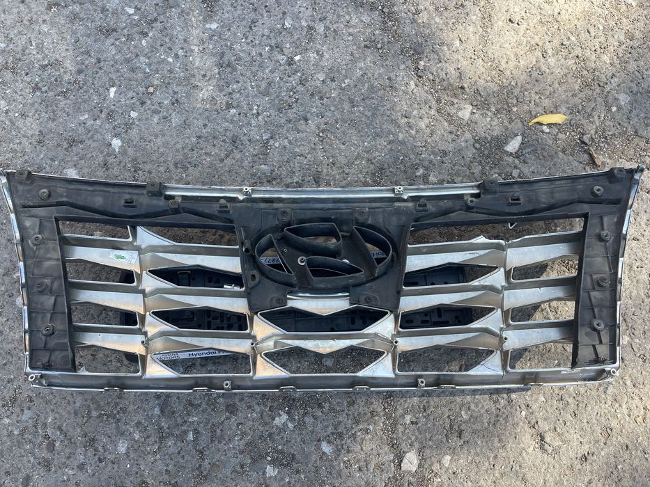 Решетка радиатора туксон