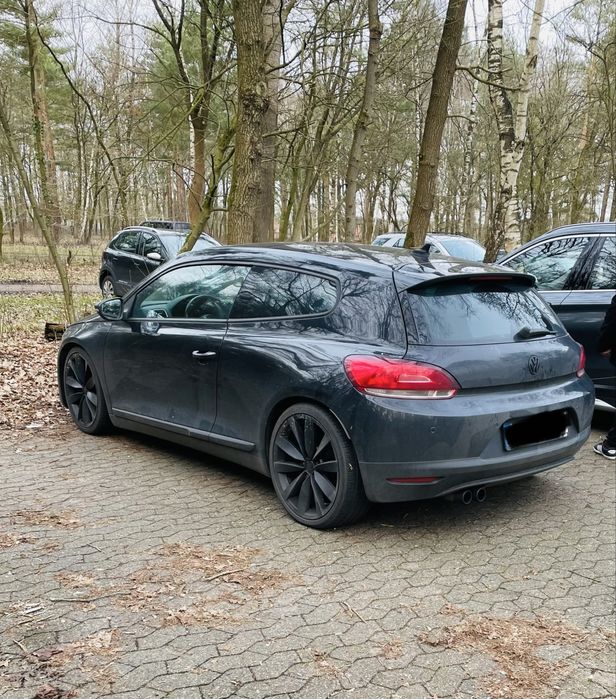 Volkswagen Scirocco 2.0 TSI DSG – 211 CP – 2010