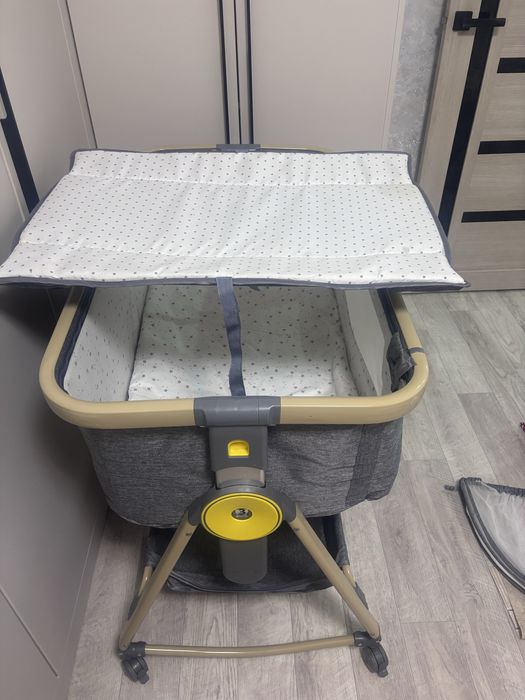 Продается детская кровать люлька