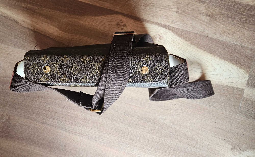 Дамска чанта с щампа Louis Vuitton