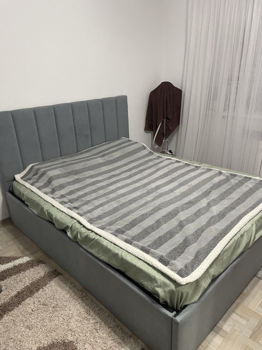 Продам кровать 160*200