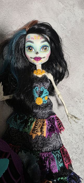 Кукла монстер хай продам