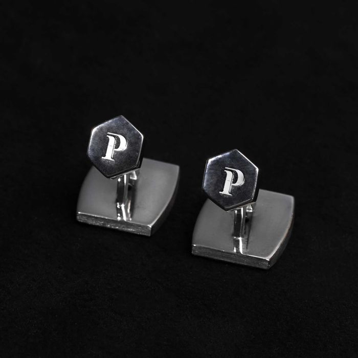 Запонки Piaget золото 750