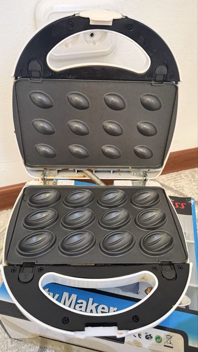 Орешница с коробкой