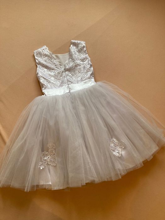 Красива Детска рокля ръст  до 140 см