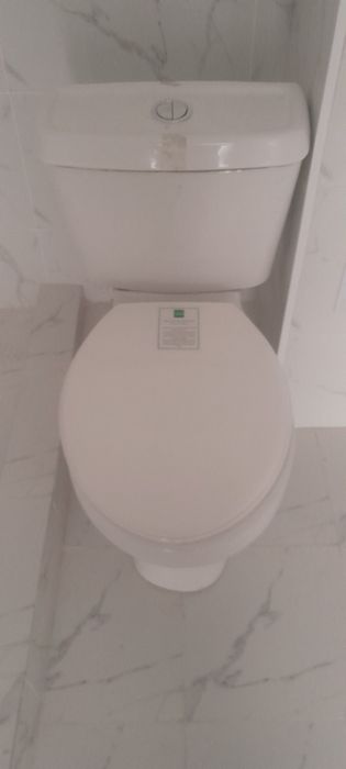 Раковина и унитаз