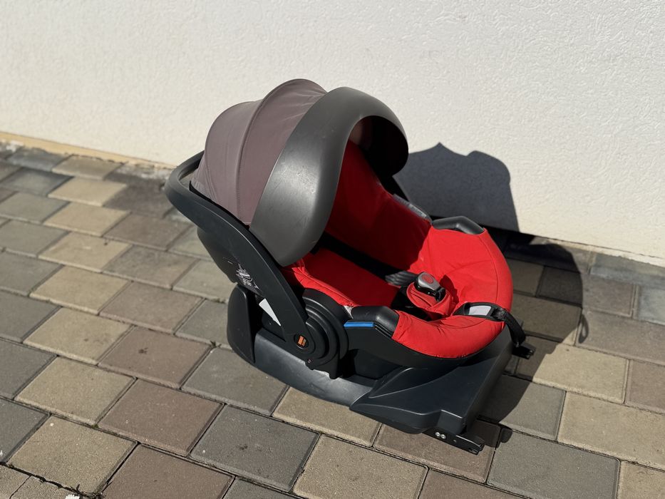 CARUCIOR  STOKKE Xplory 3 in 1  + Scaun auto+ baza fixare Isofix