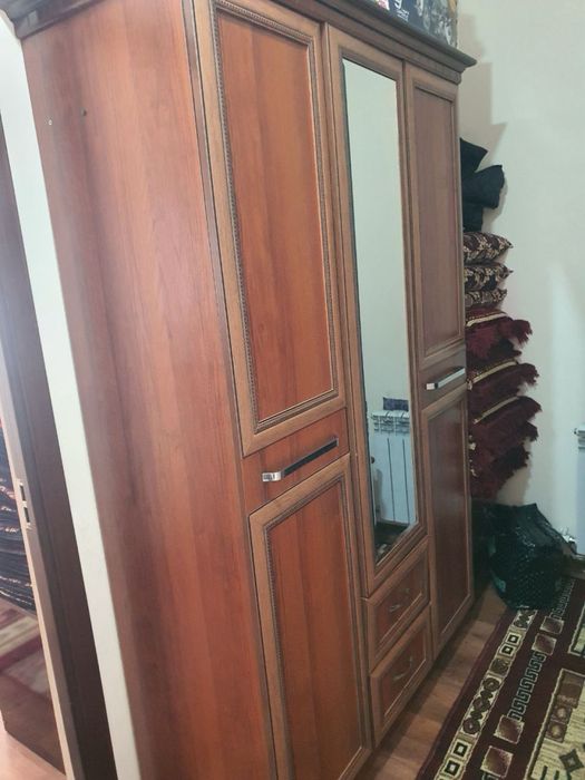 Sergeli Yangi choshtepa 1 xona sotiladi 1- etaj Arzon